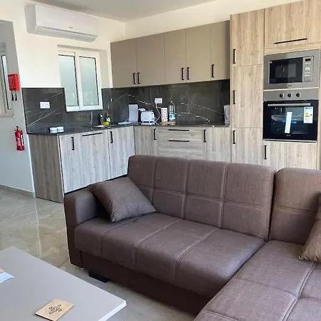 New Penthouse Apartman *